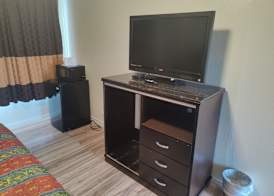 Best Inn & Suites 5