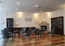 Hotel Pause - Free WiFi & Free Parking!! 5