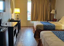 Travelodge by Wyndham Carlisle North 3