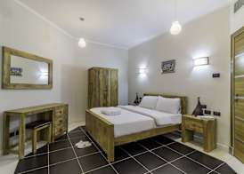 Royal Beach Serviced Apartments 3