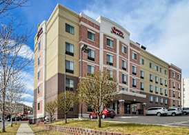 Hampton Inn & Suites Denver-Speer Boulevard 2