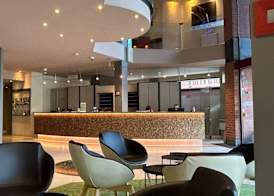 B&B HOTEL Mons Centre 4