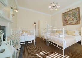 The Old Tramhouse Self Catering Traditional Charming Apartments Located In The Heart Of Historic Stirling For Short-Long Stays In Stirling For Tourism & Events & Contractor Base Stays For Central Belt 3