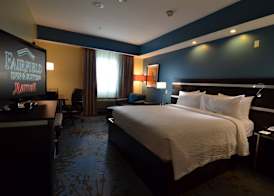 Fairfield Inn and Suites by Marriott North Spring 4
