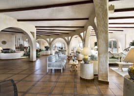 Club Hotel 3