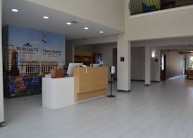 Wingate by Wyndham College Station South 2