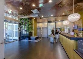 Mercure Hotel Würzburg am Mainufer 3