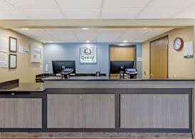 Quality Inn Oshkosh Aviation Park 2