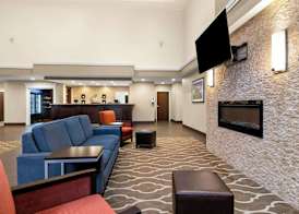 Comfort Suites Rensselaer near Fair Oaks 4