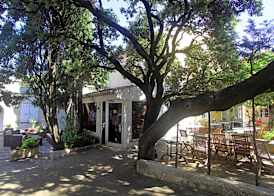 Le Petit Manoir Hotel Provence 4