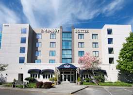 Embassy Suites by Hilton Seattle North Lynnwood 2