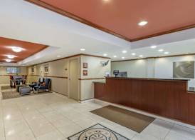 Comfort Inn & Suites Charleston Airport Convention Center 2