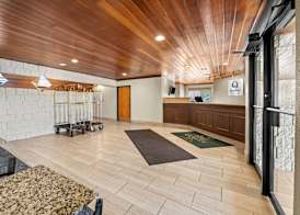 Quality Inn La Crosse North 5