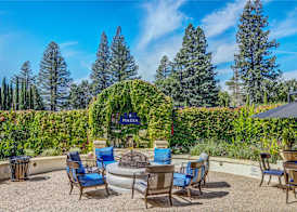 The Lodge at Healdsburg, Tapestry Collection by Hilton 3