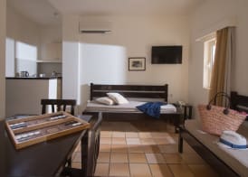 Ourania Apartments Hotel 5