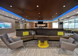 SpringHill Suites by Marriott Holland 3