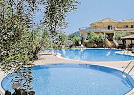 Ocean Beach Hotel 2