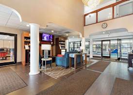 Comfort Suites Lombard - Addison 4