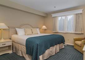 Water's Edge Resort & Spa 3