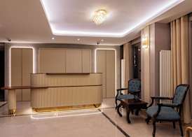 Triton Hotel 3