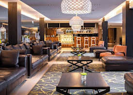 S Ratchada Leisure Hotel 2