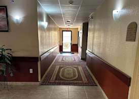 Red Lion Inn & Suites IAH Airport East 3