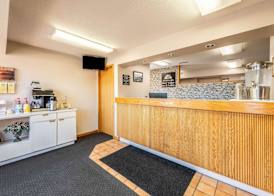 Americas Best Value Inn St. Marys 2