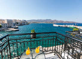 Hotel Port 7- Boutique Collection 4