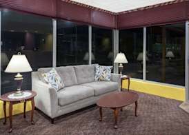 Days Inn by Wyndham Salem, Illinois 2