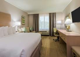 Holiday Inn Express FAIRHOPE-POINT CLEAR by IHG 3