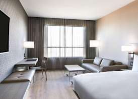 AC Hotel by Marriott Bridgewater 5