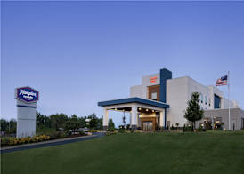 Hampton Inn & Suites Moline-Quad City Int'l Aprt 3