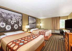 Super 8 by Wyndham Ottawa 4