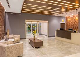 Wingate by Wyndham Miami Airport 2