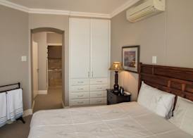 702 Oyster Rock - by Stay in Umhlanga 5