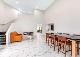 Quality Inn & Suites Sulphur Springs 5