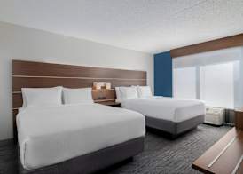 Holiday Inn Express & Suites BENTONVILLE by IHG 5