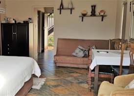 Crooked Tree Cottage 5