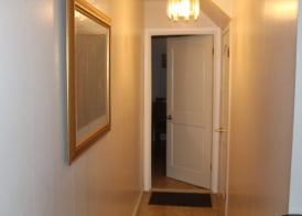 Spacious Comfy Room in Cozy Classy Duplex 3