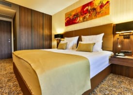 Hotel Zeta 4
