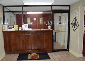 Super 8 by Wyndham Tifton 3
