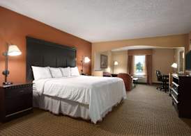 Days Inn by Wyndham Longview South 4