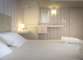 Alba Boutique Apartments 5