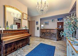Logis Hotel De La Corniche 2