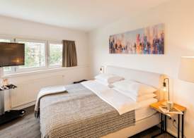 URBAN ISLAND I Riverside Apartments 5