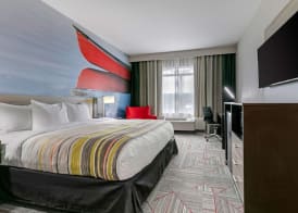 Clarion Pointe Columbus-Bradley Park 5