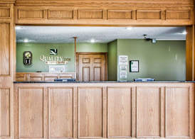 Quality Inn Morton at I-74 2