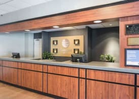 Comfort Inn By the Bay 2