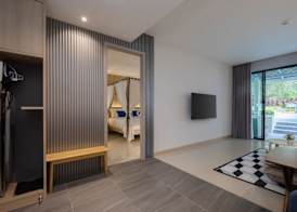 CRAFT Resort & Villas, Phuket Town - scheduled shuttle to Phuket Old Town 3
