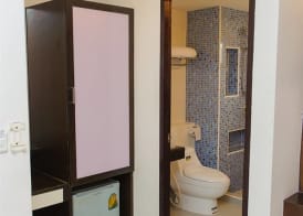 Cozi Inn Hotel, Bangkok 4